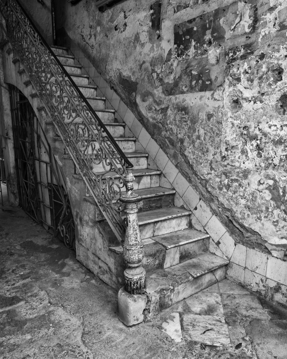 Old Stairway, Havana, Cuba 16948